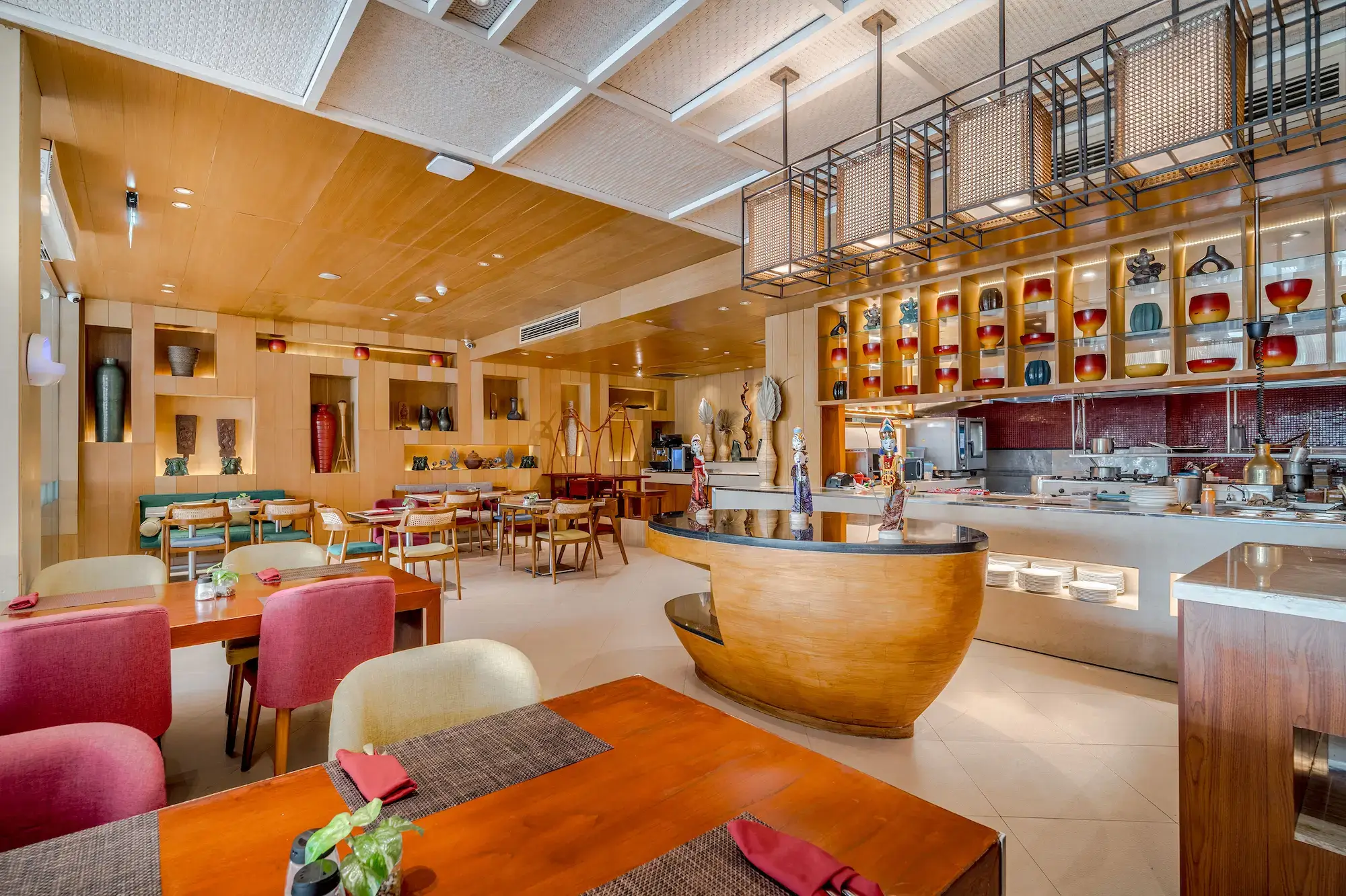 Holiday Inn Resort Baruna dining images